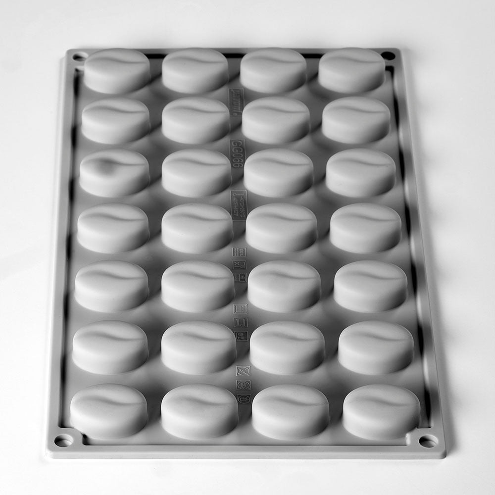 Силиконова форма „Мини кафено зърно“ Gourmand, 28 гнезда, 32 × 24 × h 13 мм, GG066S Pavoni